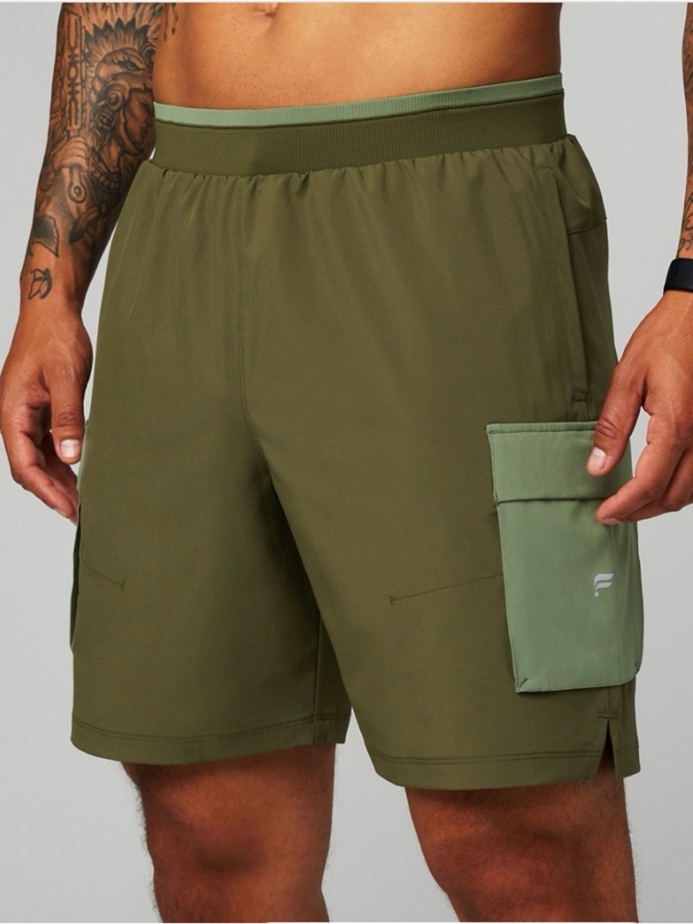 Fabletics The Fundamental II‎ Green Cargo Shorts 7 in inseam Men’s Medium